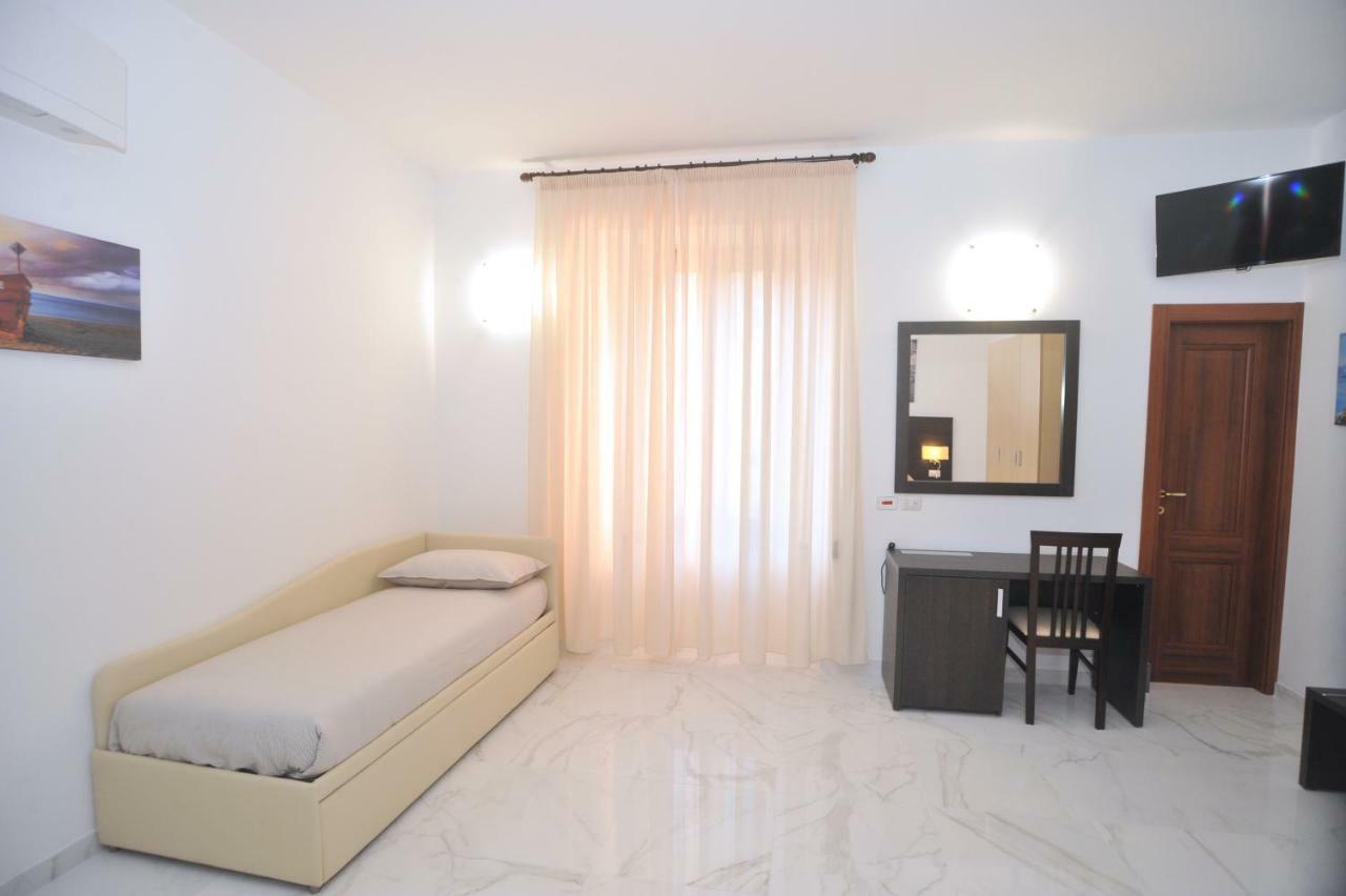 מאיורי Dipino Accommodation מראה חיצוני תמונה
